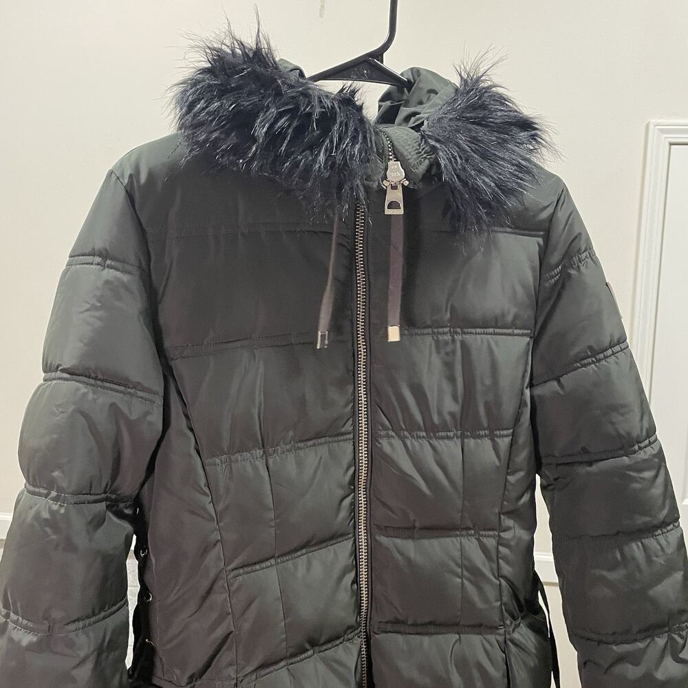 GUESS Puffer Coat Dark Green Women’s Medium Long Hooded Faux Fur Winter NWOT - Picture 5 of 14